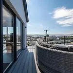 Bayview 4-bedroom Даунингс